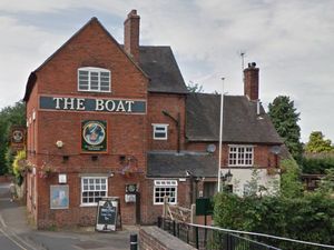 Supporting image for story: Pub takes action after man bitten in dog fight