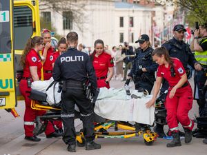Supporting image for story: Man stabbed in knife attack in central Oslo