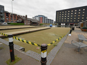 Supporting image for story: Four taken to hospital as young children rescued from Walsall canal