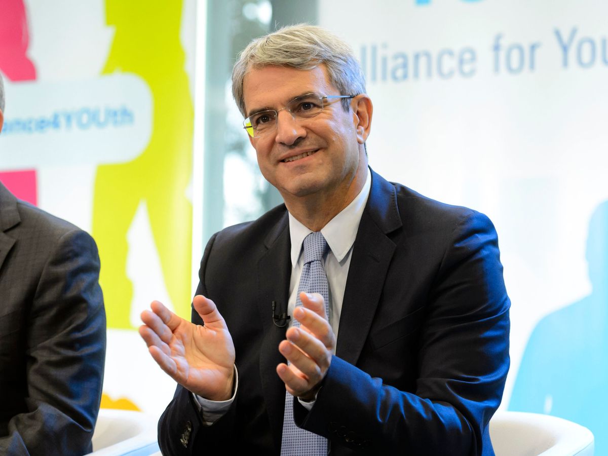 Nestle dismisses chief executive after probe into relationship with employee