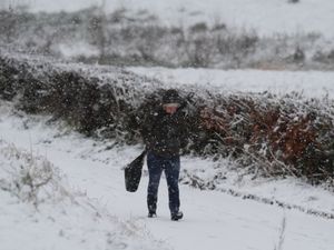 Supporting image for story: Snow and ice expected to bring travel disruption ahead of amber weather warning