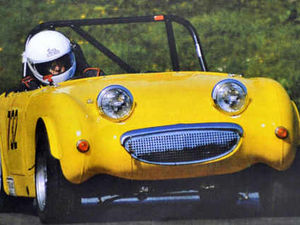 Supporting image for story: Champion crushed to death by his prized car