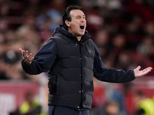 Supporting image for story: Aston Villa boss Unai Emery takes positives despite shoot-out loss at Brentford