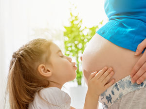 Supporting image for story: Top gifts and products for expectant mums