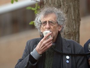Supporting image for story: Piers Corbyn faces 10 charges over anti-lockdown protests