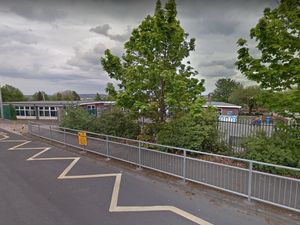 Supporting image for story: Primary school closed due to 'severe heating failure'