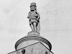 Supporting image for story: Sir Rowland took a tumble from his lofty position