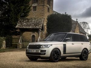 Supporting image for story: UK Drive: Range Rover TDV6 is the last word in off-road luxury