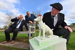Preparing to star in Oldbury Rep's production of Heroes: Mark Moran, in the beret plays Phillippe, with Chris Broad (left) as Henri and Keith Thompson, right as Gustav.
Not forgetting, of course, Gaston Du Roc, the concrete dog.