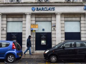 Supporting image for story: A major UK high street bank is giving away £900 to new customers through a banking switch offer - here’s how to claim it