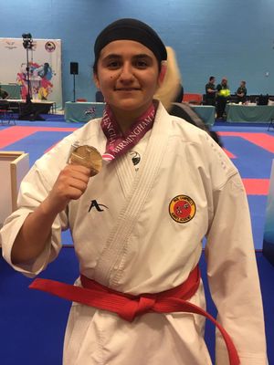 Shamila Basayev taking bronze in the Commonwealth Club Championships