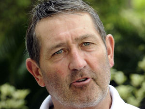 Supporting image for story: Cricket legend Graham Gooch to give talk at Oswestry club