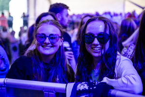 Fans at Olly Murrs