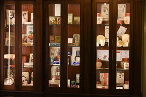 Gill C Displays