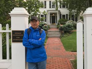 Supporting image for story: Chinese journalist detained at meal with Japanese diplomat jailed for espionage