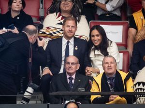 Supporting image for story: Duke and Duchess of Sussex cheer for teams at Invictus Games opening ceremony