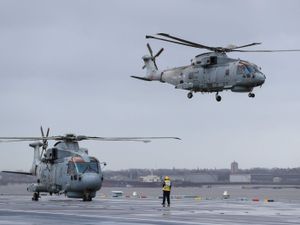 Supporting image for story: Investigation continues into cause of Navy helicopter ditching in Channel