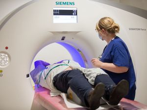 Supporting image for story: More patients are paying for private care to bypass NHS waits – report