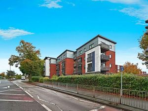 Supporting image for story: BB guns and cash found by Walsall police raiding house in knife crime operation