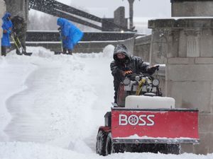 Supporting image for story: Heaviest snowfall in a decade possible as winter storm hits parts of US