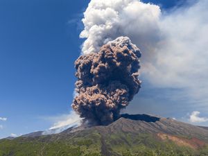 Supporting image for story: Sicily’s Mount Etna volcano sends smoke and ash miles into the air