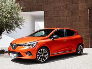 Supporting image for story: Pricing and specs revealed for all-new Renault Clio