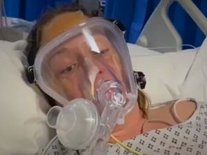 Supporting image for story: WATCH: West Midland Ambulance Service worker's Covid plea from her intensive care bed

 