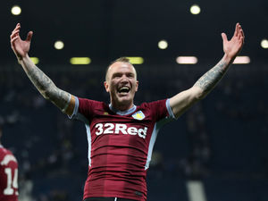 Supporting image for story: Glenn Whelan puts focus on team as he targets play-off glory with Aston Villa  