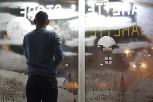 Supporting image for story: Walsall artist wows with window winter wonderlands