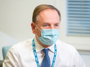 Supporting image for story: Covid-19 patients admitted to hospitals in England ‘every 30 seconds’- NHS boss