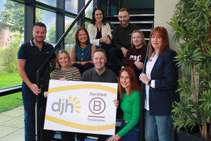 Back (L-R): Nicole Hall and Ryan Corden. Middle (L-R): Hannah Wright
and Lesley Williamson. Front (L-R): Chris Rawlinson, Hayley Plimley, James
Beardmore, Hollie White and Rochelle Murinas