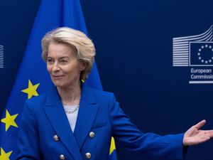 Supporting image for story: EU chief welcomes Trump tariff pause but is quiet about bloc’s retaliatory plan