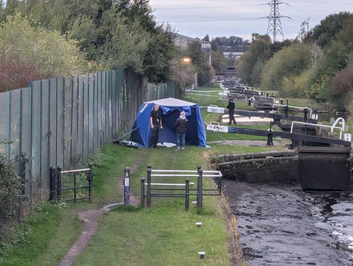 Body discovered in canal in West Bromwich - police called to the scene