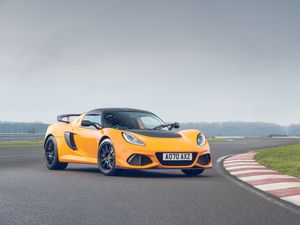 Supporting image for story: First Drive: The Lotus Exige Sport 390 Final Edition is a fine way to say good bye