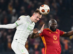 Supporting image for story: Wolves make enquiry for Dutch defender