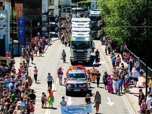 Supporting image for story: Shrewsbury roadworks suspended to let carnival revellers through