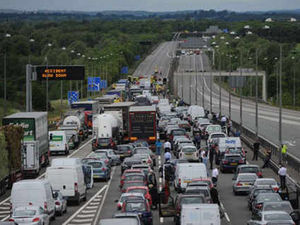 Supporting image for story: Man dies in M6 crash horror