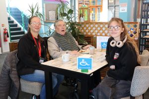 Kim Cundliffe and Summer Spink, of Wrekin DCS, with David Jackson in The Hummingbird Cafe.