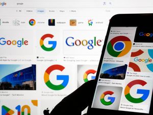 Supporting image for story: Google’s rising holiday season ad sales not enough to ease AI worries