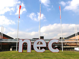 Supporting image for story: Birmingham NEC hosts Lakeside Proms