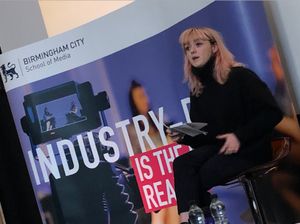 Supporting image for story: Game Of Thrones star Maisie Williams arrives at Birmingham City University for talk