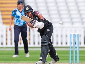 Supporting image for story: Diamonds shine as Central Sparks fail to fire at Edgbaston 