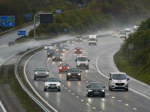 Supporting image for story: How to stay safe when driving in high winds