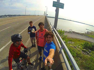 Supporting image for story: Pictures and video: Shropshire bike ride foursome finally in Big Apple