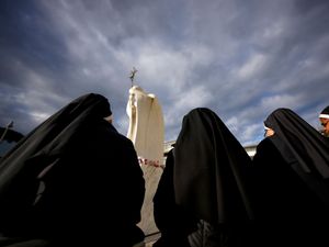 Supporting image for story: Vatican says Pope Francis continues to improve but prognosis remains guarded