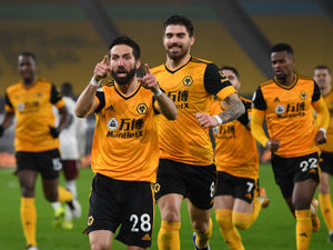Supporting image for story: Wolves 2 Arsenal 1 - Report 
