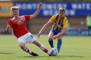 Josh Vela of Shrewsbury Town and Scott Robertson of Crewe Alexandra. (AMA)