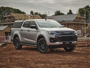 Supporting image for story: Isuzu D-Max V-Cross now available in ‘Commercial’ guise