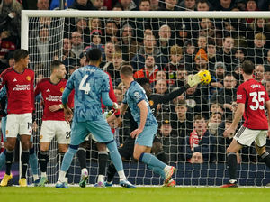 Supporting image for story: Manchester United 3 Aston Villa 2 - Report 
