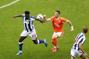Daryl Dike holds off his man for West Brom in pre-season clash at Blackpool (Photo by Adam Fradgley/West Bromwich Albion FC via Getty Images)